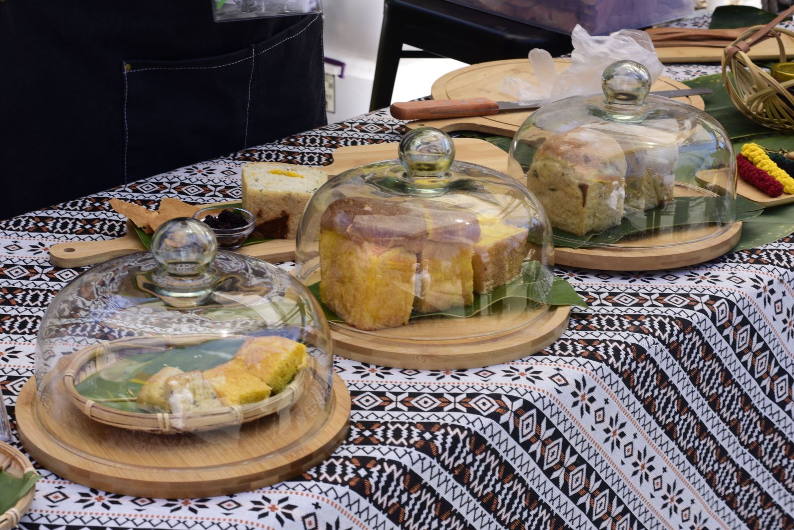 F2. Traditional sweet bread available at the Caucau carnival. (Photo by the author. 2023.)